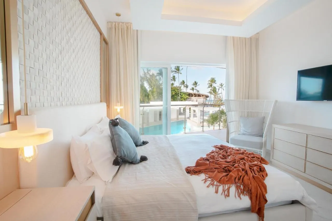 Destination Jelly / Playa Coral Condo Punta Cana