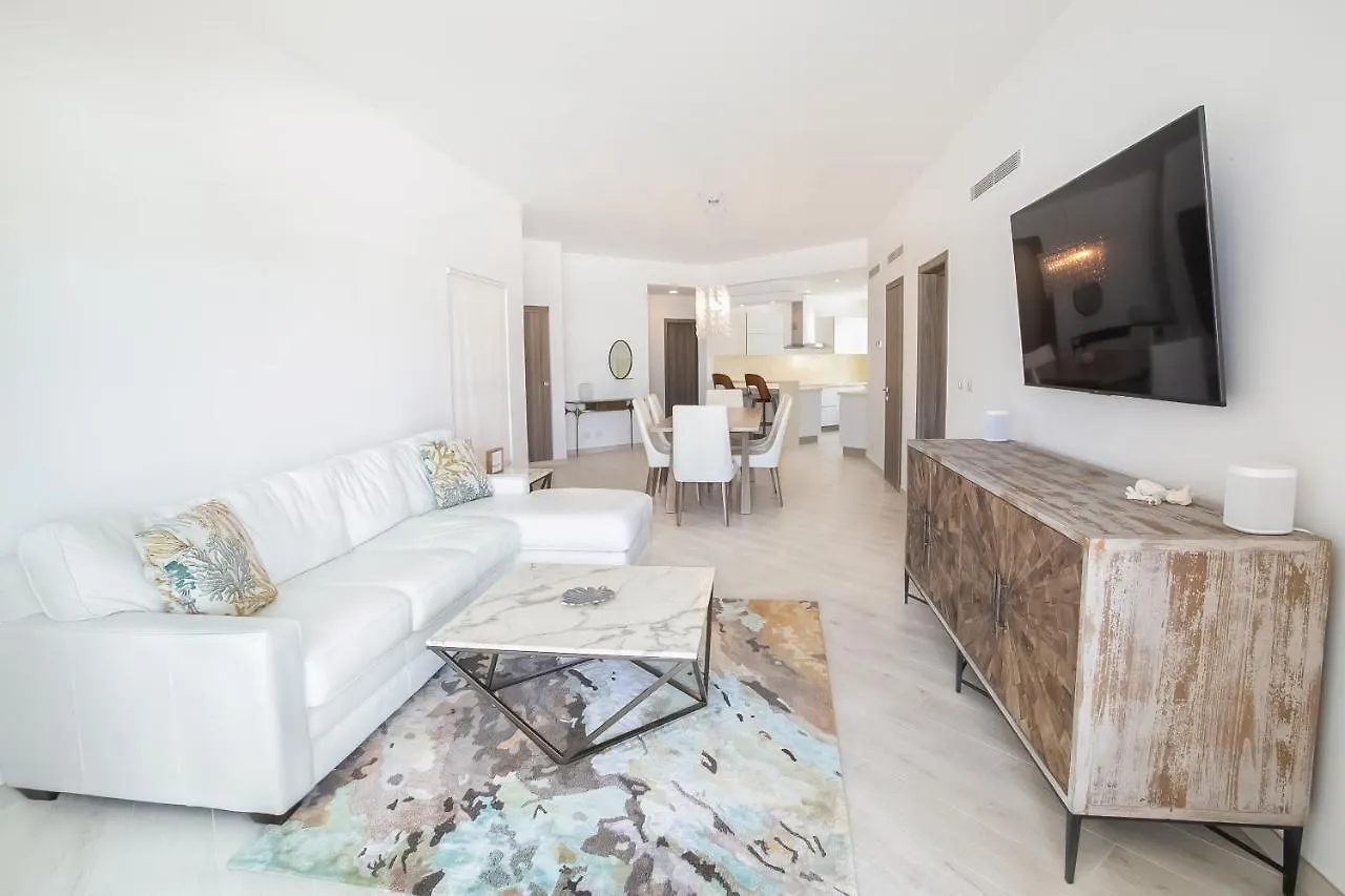 Destination Jelly / Playa Coral Condo Punta Cana Apartment